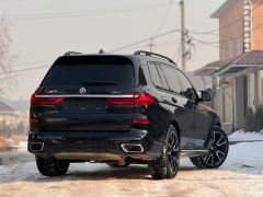 Фото авто BMW X7