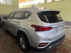 Photo of the vehicle Hyundai Santa Fe