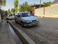 Фото авто Toyota Avensis