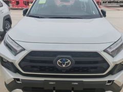 Сүрөт унаа Toyota RAV4