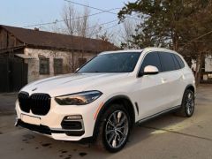 Photo of the vehicle BMW X5