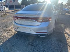 Photo of the vehicle Hyundai Grandeur