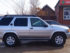 Сүрөт унаа Nissan Pathfinder