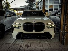 Фото авто BMW X7