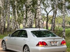 Photo of the vehicle Toyota Crown