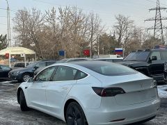 Сүрөт унаа Tesla Model 3