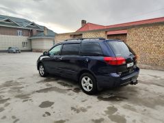 Photo of the vehicle Toyota Sienta