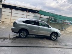 Сүрөт унаа Toyota Harrier