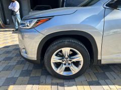 Сүрөт унаа Toyota Highlander