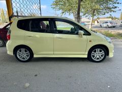 Photo of the vehicle Honda Jazz