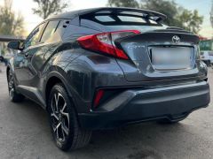 Сүрөт унаа Toyota C-HR