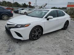 Photo of the vehicle Toyota Camry