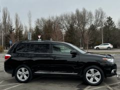 Фото авто Toyota Highlander