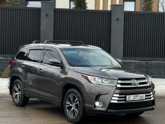 Фото авто Toyota Highlander