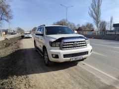 Фото авто Toyota Sequoia