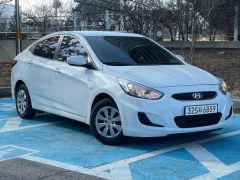 Photo of the vehicle Hyundai Accent