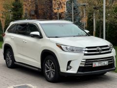 Photo of the vehicle Toyota Highlander