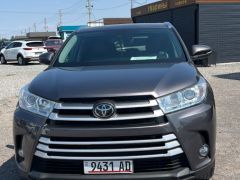 Photo of the vehicle Toyota Highlander