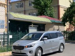 Сүрөт унаа Kia Carnival