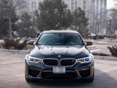 Фото авто BMW M5