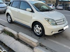 Сүрөт унаа Toyota Ist