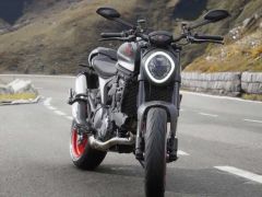 Photo of the vehicle Ducati Monster