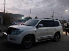 Сүрөт унаа Toyota Land Cruiser