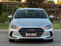 Photo of the vehicle Hyundai Elantra