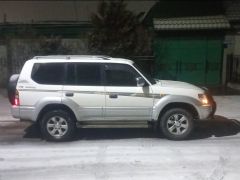 Сүрөт унаа Toyota Land Cruiser Prado