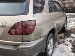 Сүрөт унаа Toyota Harrier