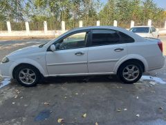 Сүрөт унаа Daewoo Gentra