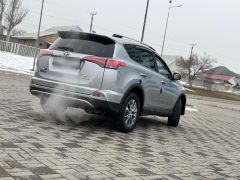 Photo of the vehicle Toyota RAV4