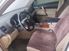 Сүрөт унаа Toyota Highlander