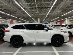 Сүрөт унаа Toyota Highlander