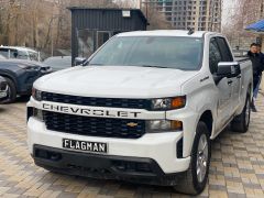 Фото авто Chevrolet Silverado