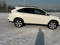 Сүрөт унаа Toyota Harrier