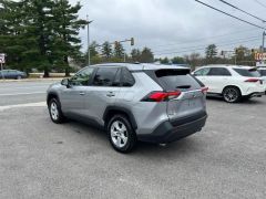 Сүрөт унаа Toyota RAV4