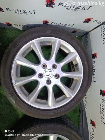 Wheel rims - Диск R17 5x114.3 с шиной