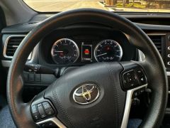 Сүрөт унаа Toyota Highlander