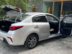 Сүрөт унаа Kia Rio