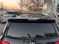 Сүрөт унаа Toyota Sequoia