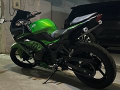 Сүрөт унаа Kawasaki Ninja