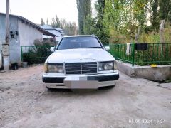 Фото авто Mercedes-Benz W124