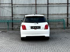 Photo of the vehicle Toyota Ist