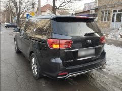 Photo of the vehicle Kia Carnival