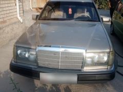 Фото авто Mercedes-Benz W124