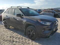 Photo of the vehicle Toyota RAV4