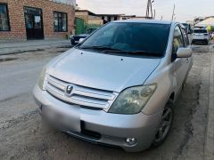 Сүрөт унаа Toyota Ist