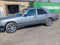 Сүрөт унаа Mercedes-Benz W124