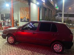 Photo of the vehicle Volkswagen Golf